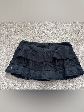 Lululemon Nothing To Hide Black Tiered Mini Skirt Skort Size 10 Rare